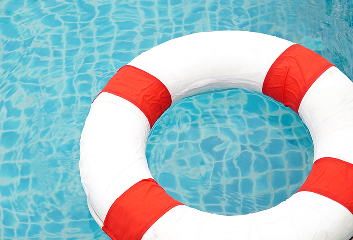 HOA swimming pool rules and safety: 6 things your association should do
