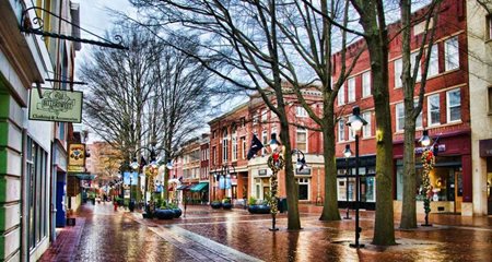 charlottesville-1584x846-bob_mical_flickr.jpg charlottesville property management