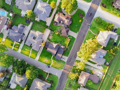 j-king-ebuixpviQH0-unsplash-1-min.jpg what to know about property management basics